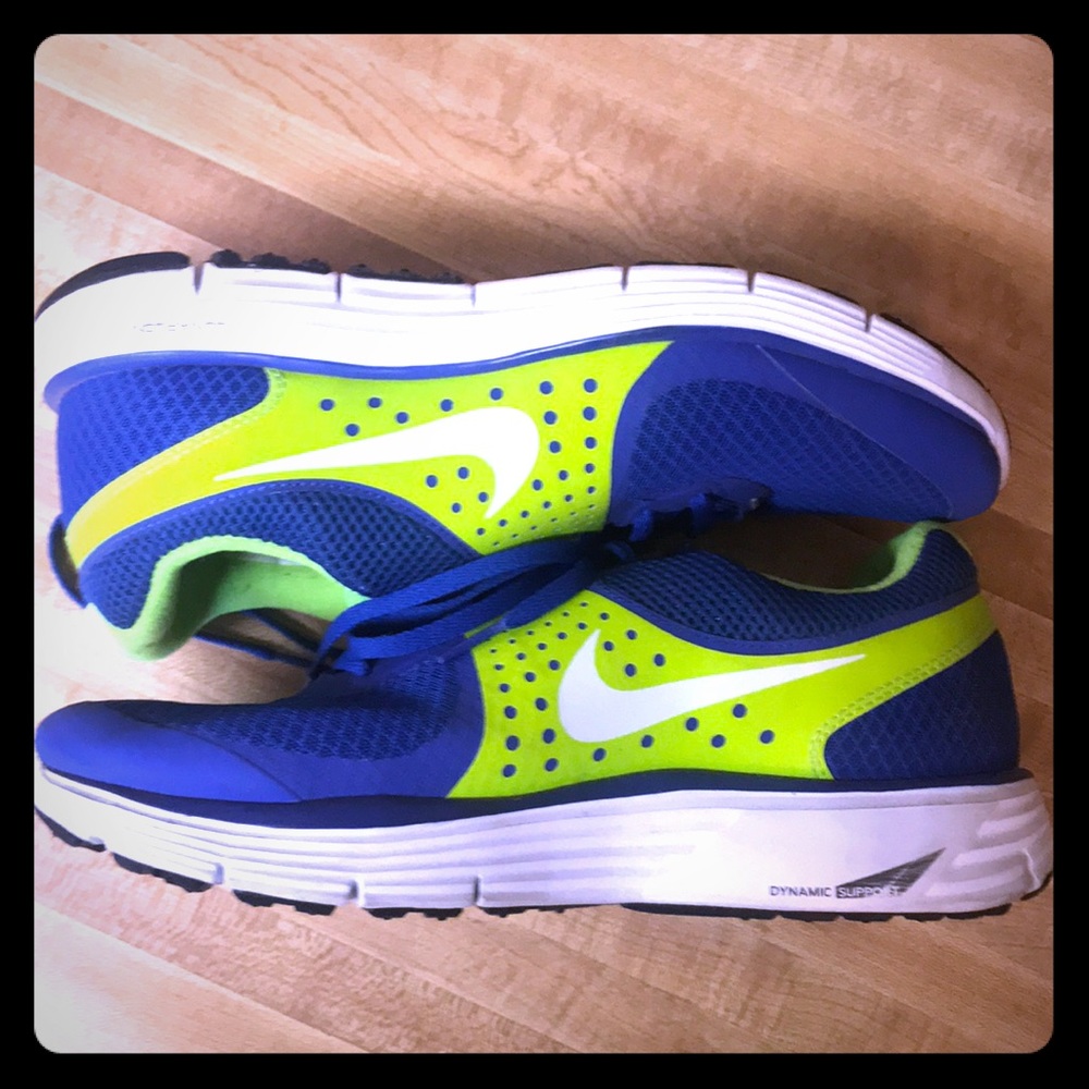 Nike Lunarswift +4 Running Shoes